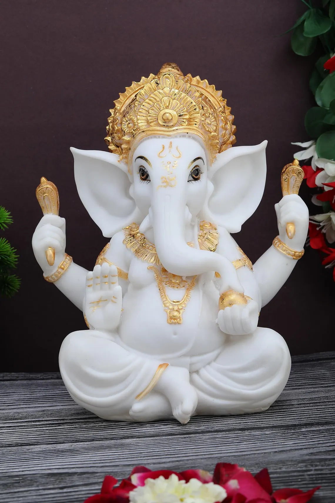 Resin Ganesha 9 Inch 5