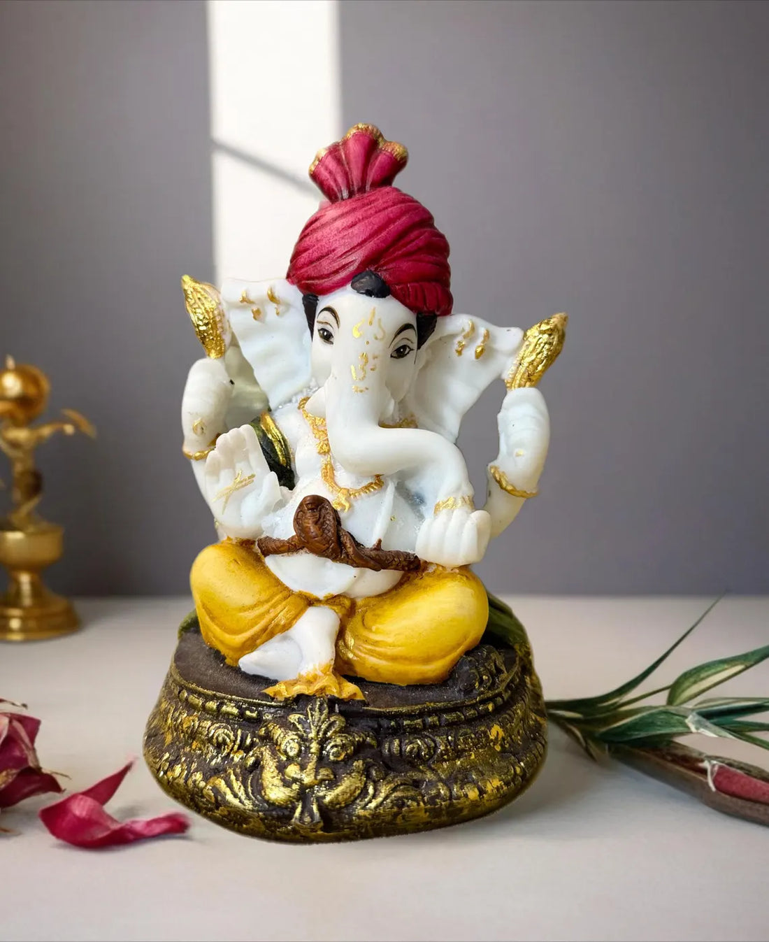 Resin Ganesha 6 Inch 1