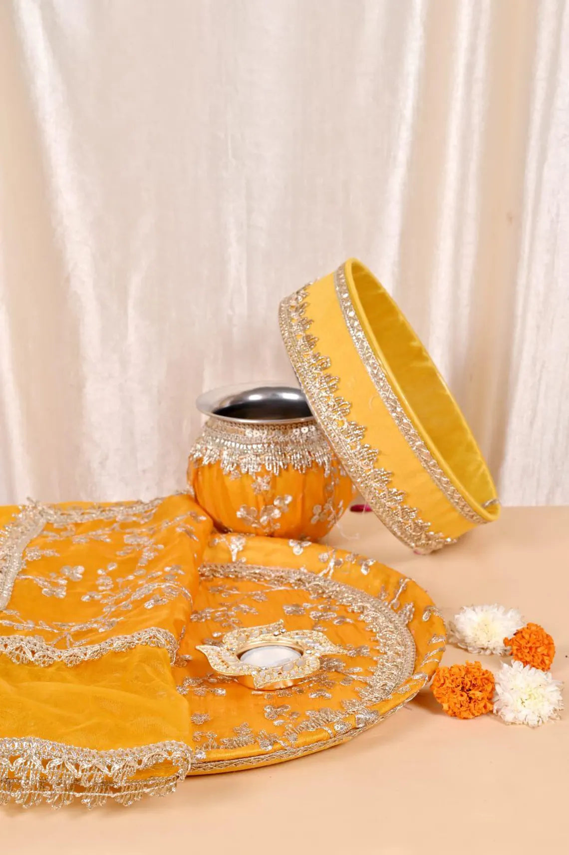 Fabric Karwa Thali Set 12 Inch Zari 1